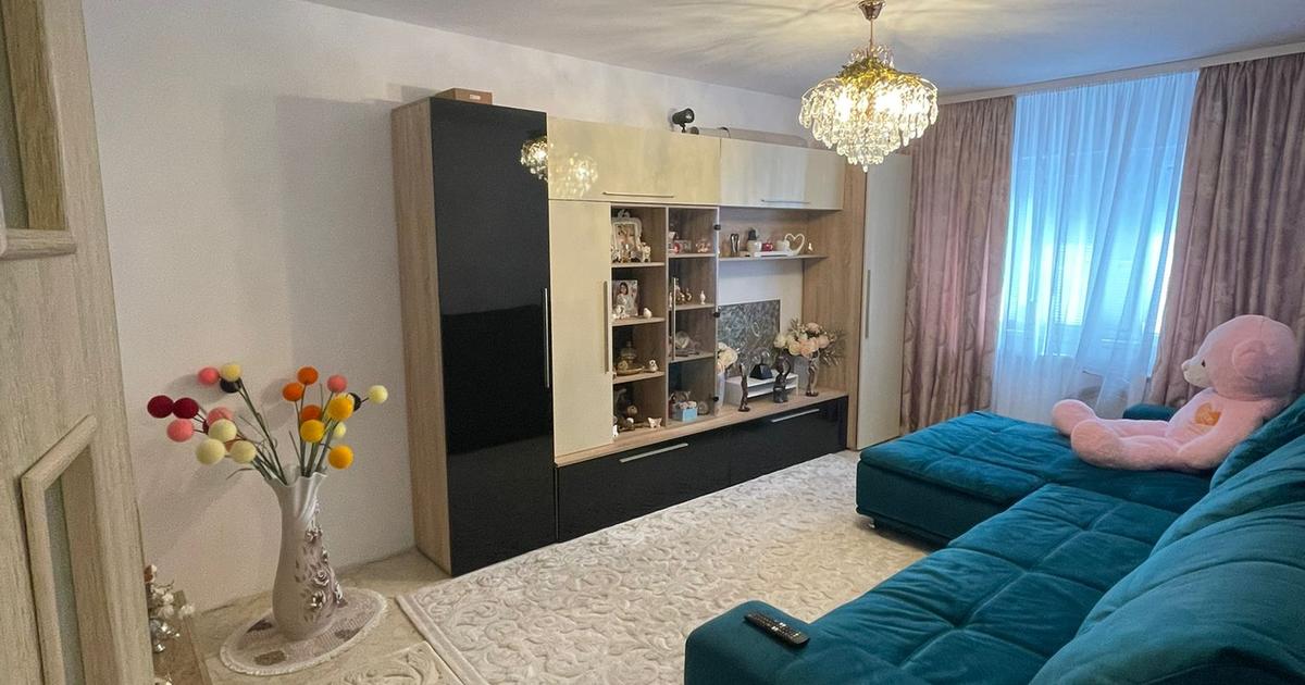 Apartament decomandat cu 3 camere în zona Micro 17, Galați