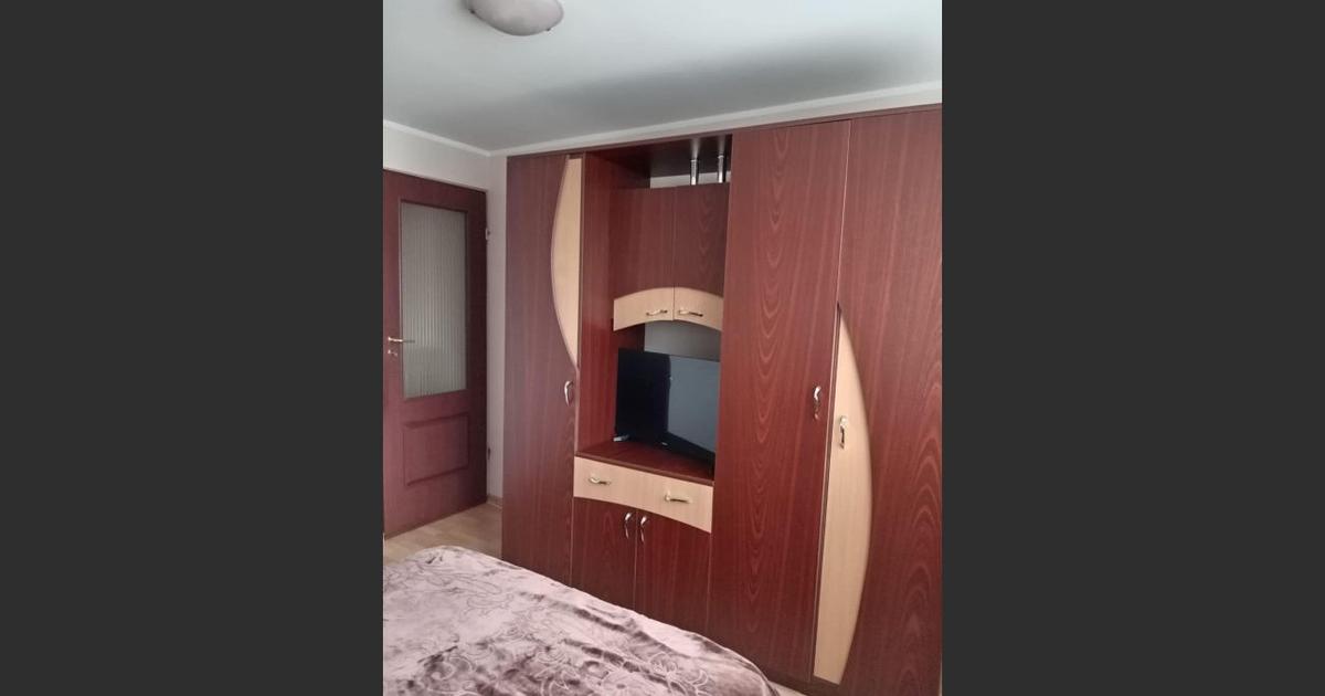 Apartament decomandat cu 3 camere în zona Micro 20, Galați