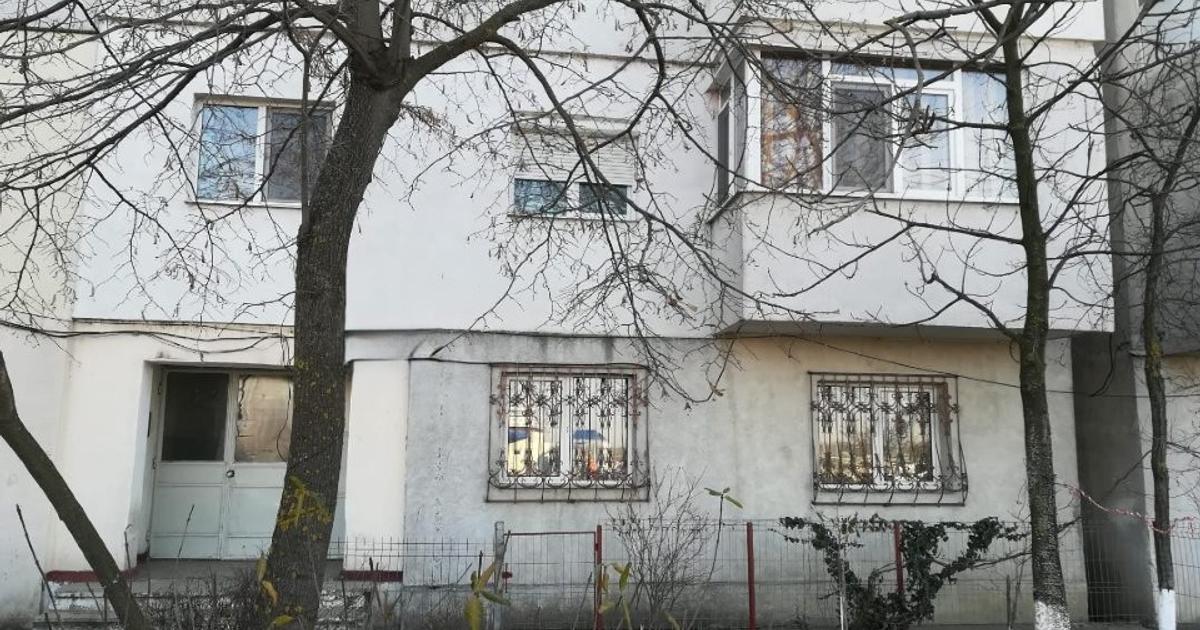 Apartament decomandat cu 4 camere în zona Micro 39, Galați