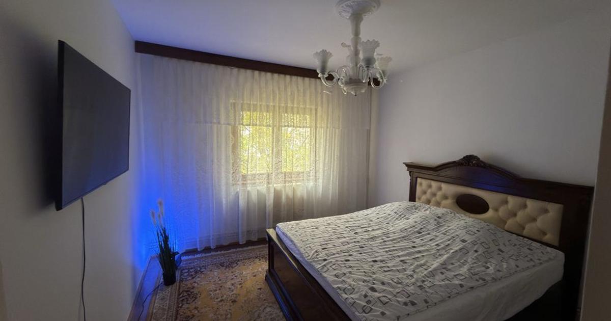 Apartament decomandat cu 3 camere în zona Piața Centrală, Galați