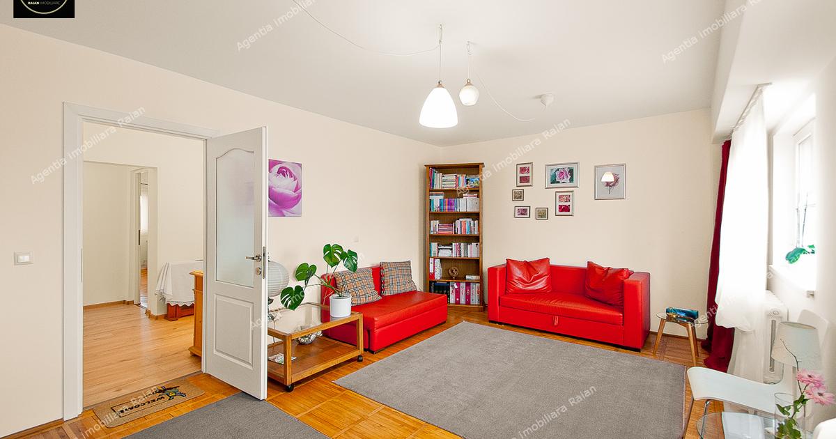 Apartament decomandat cu 4 camere în zona Piața Centrală, Galați