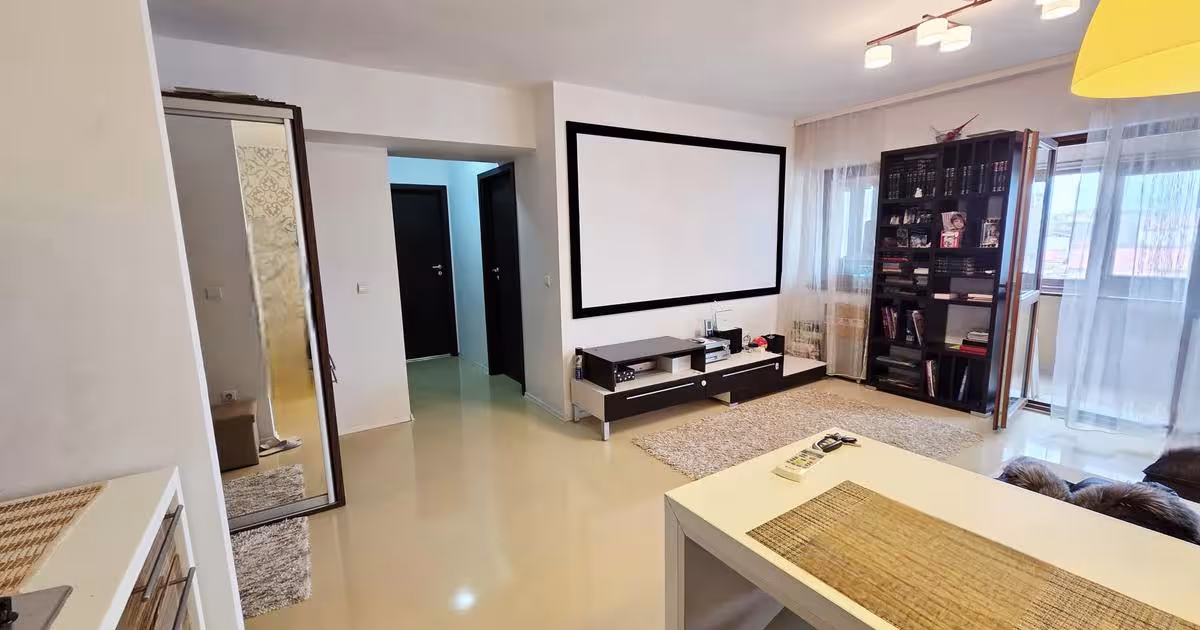 Apartament decomandat cu 3 camere în zona Ultimul leu, Galați