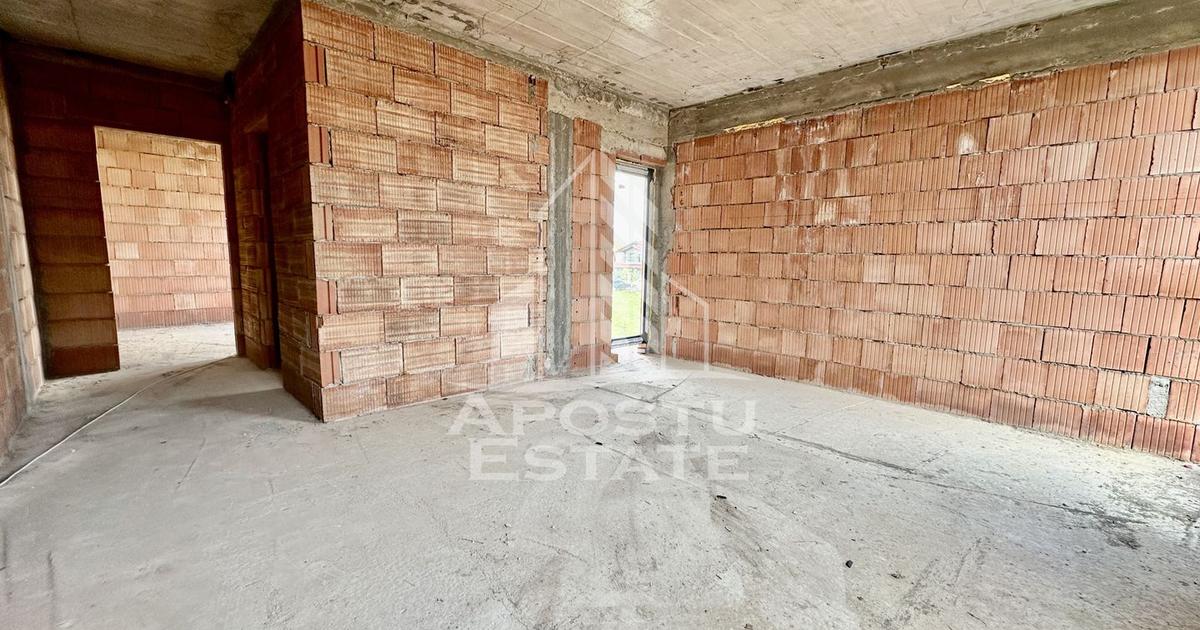 Apartament semidecomandat cu 2 camere în Giroc