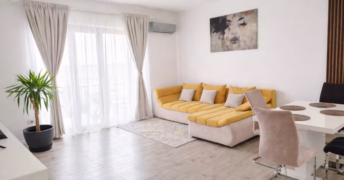 Apartament semidecomandat cu 3 camere în Giroc