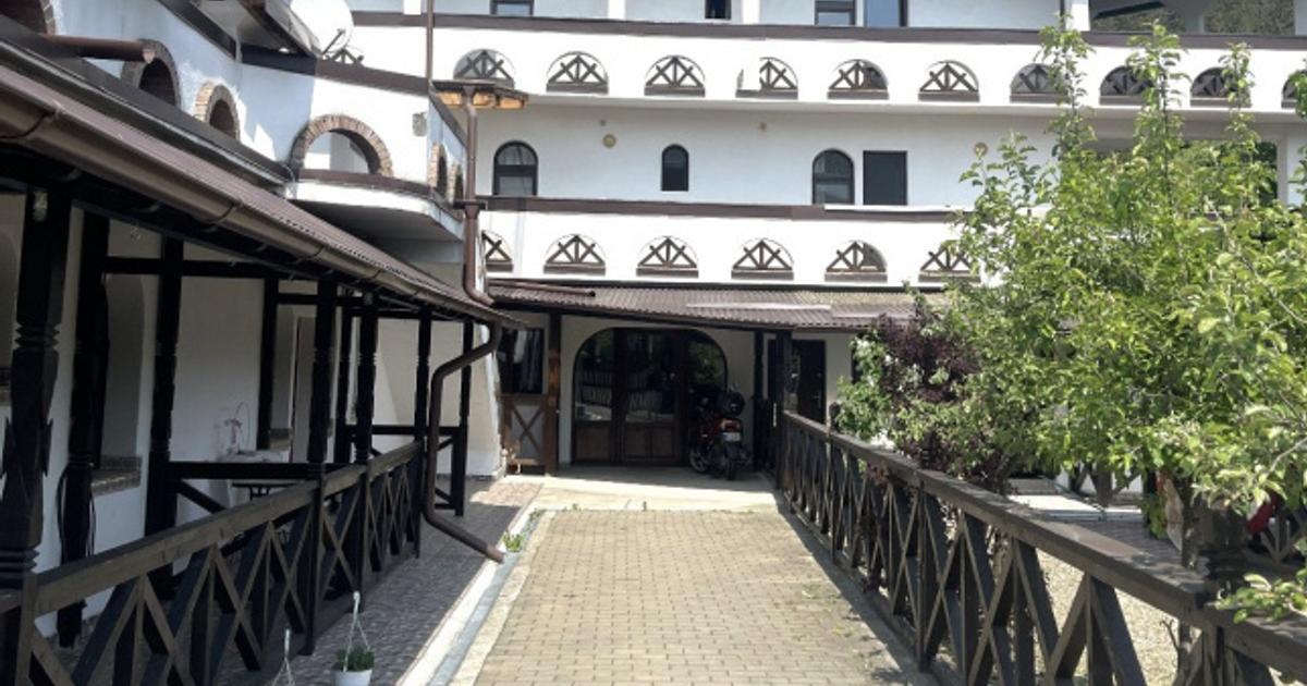 Apartament decomandat cu 3 camere în zona Nord, Gura Humorului