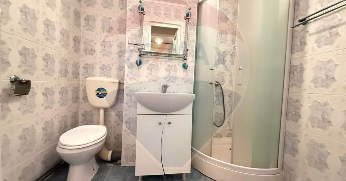 Apartament semidecomandat cu 3 camere în zona Ultracentral, Gura Humorului