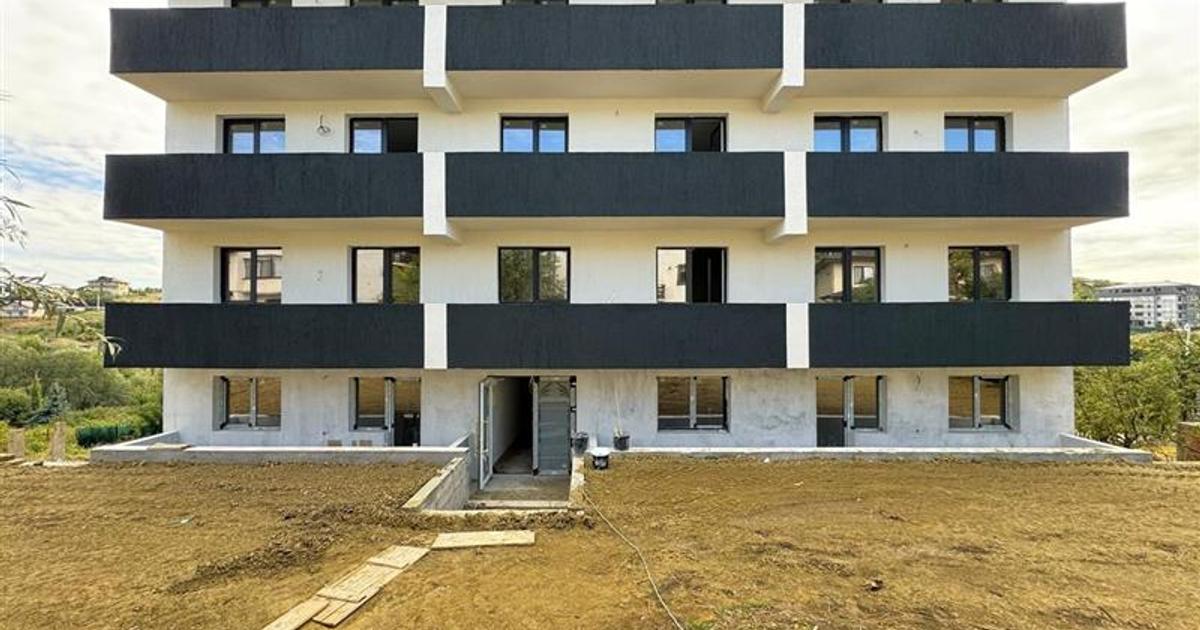 Apartament decomandat cu 3 camere în Hlincea