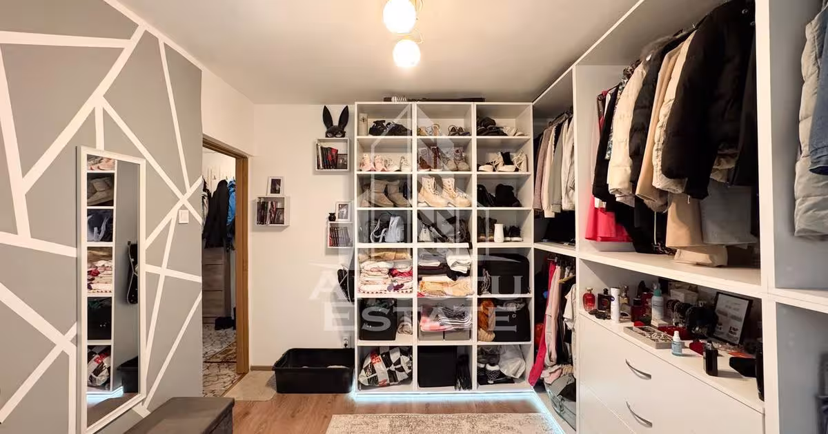 Apartament decomandat cu 2 camere în zona Sud, Hunedoara