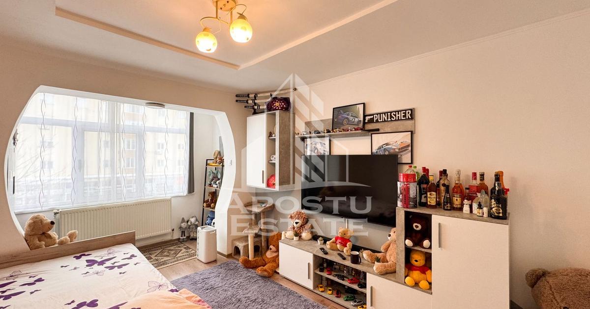 Apartament decomandat cu 2 camere în zona Sud, Hunedoara