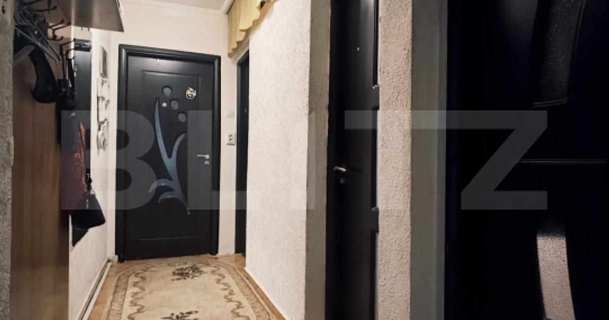 Apartament semidecomandat cu 3 camere în zona Alexandru cel Bun, Iași