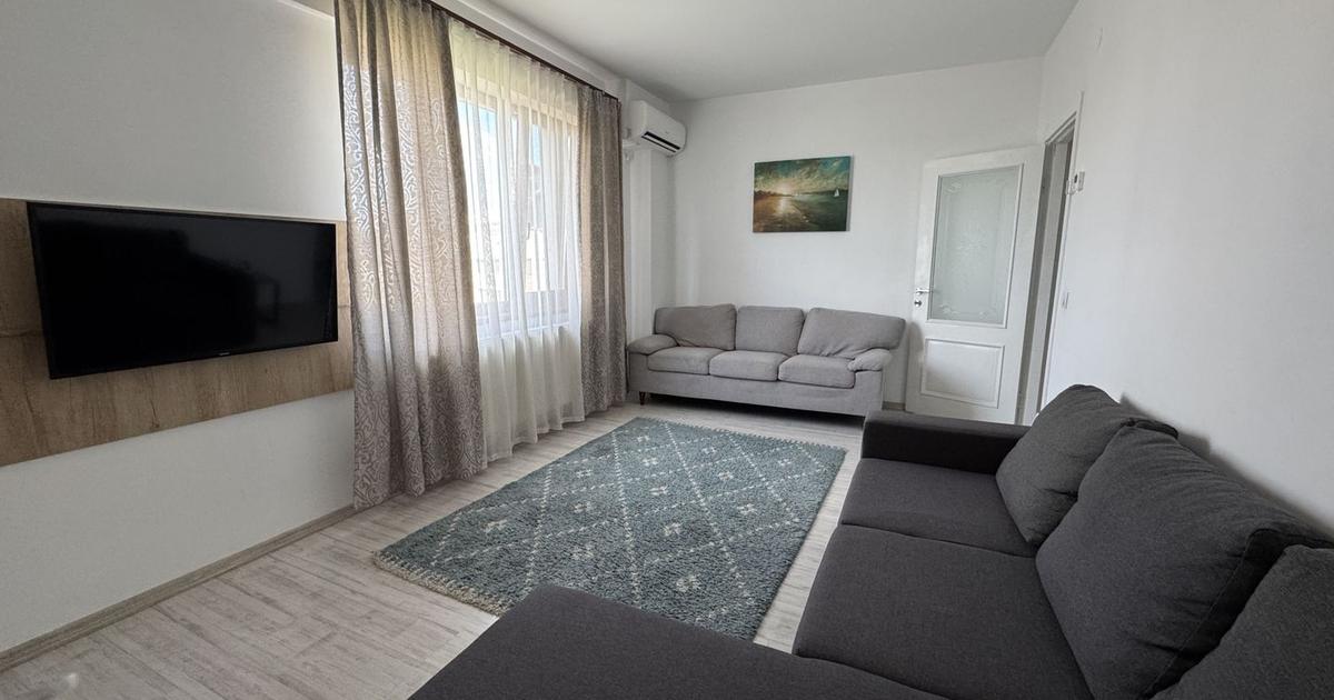 Apartament decomandat cu 2 camere în zona Central, Iași