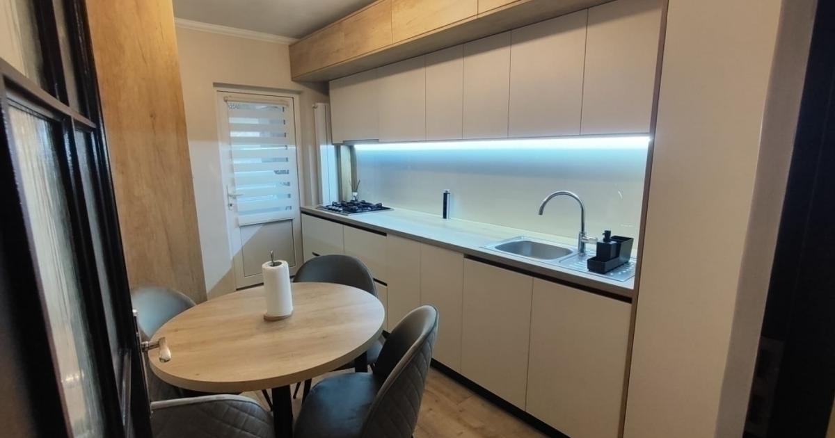 Apartament decomandat cu 3 camere în zona Dacia, Iași