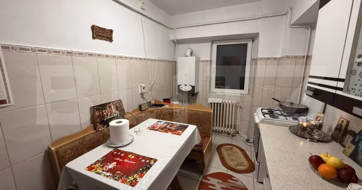 Apartament decomandat cu 4 camere în zona Dacia, Iași