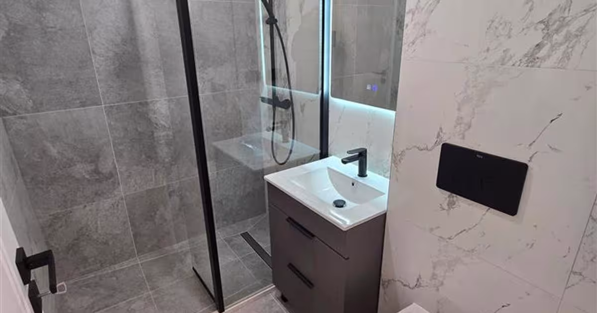 Apartament decomandat cu 2 camere în zona Piața Unirii, Iași