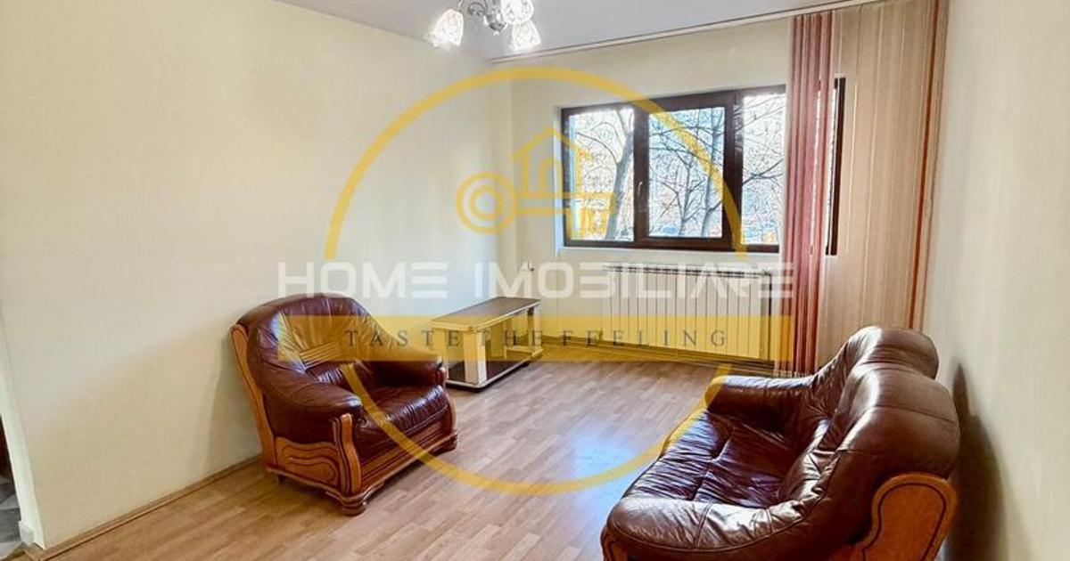 Apartament decomandat cu 3 camere în zona Podu Roș, Iași