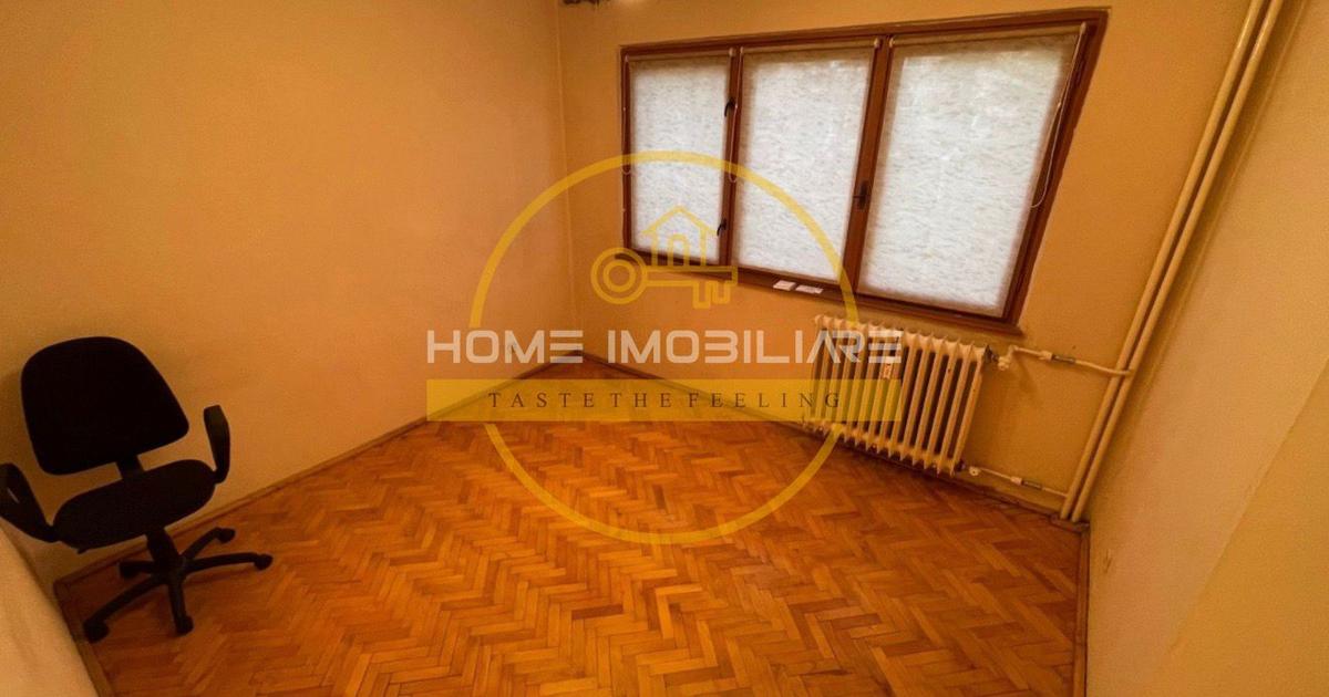 Apartament semidecomandat cu 3 camere în zona Tătărași, Iași