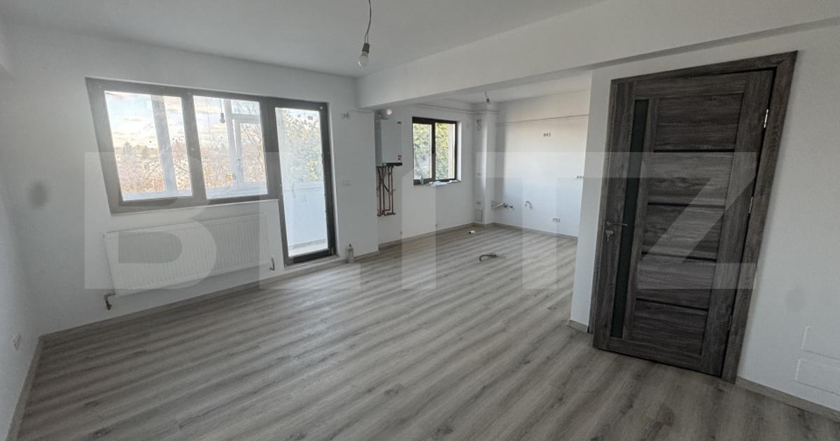Apartament semidecomandat cu 4 camere în zona Tătărași, Iași