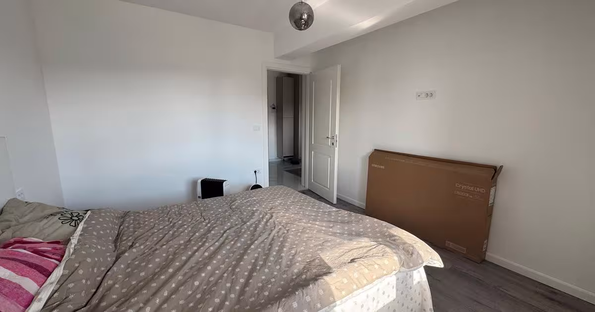 Apartament semidecomandat cu 2 camere în zona Vișani, Iași