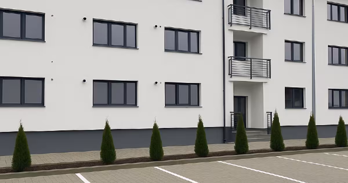 Apartament semidecomandat cu 4 camere în Ipotești