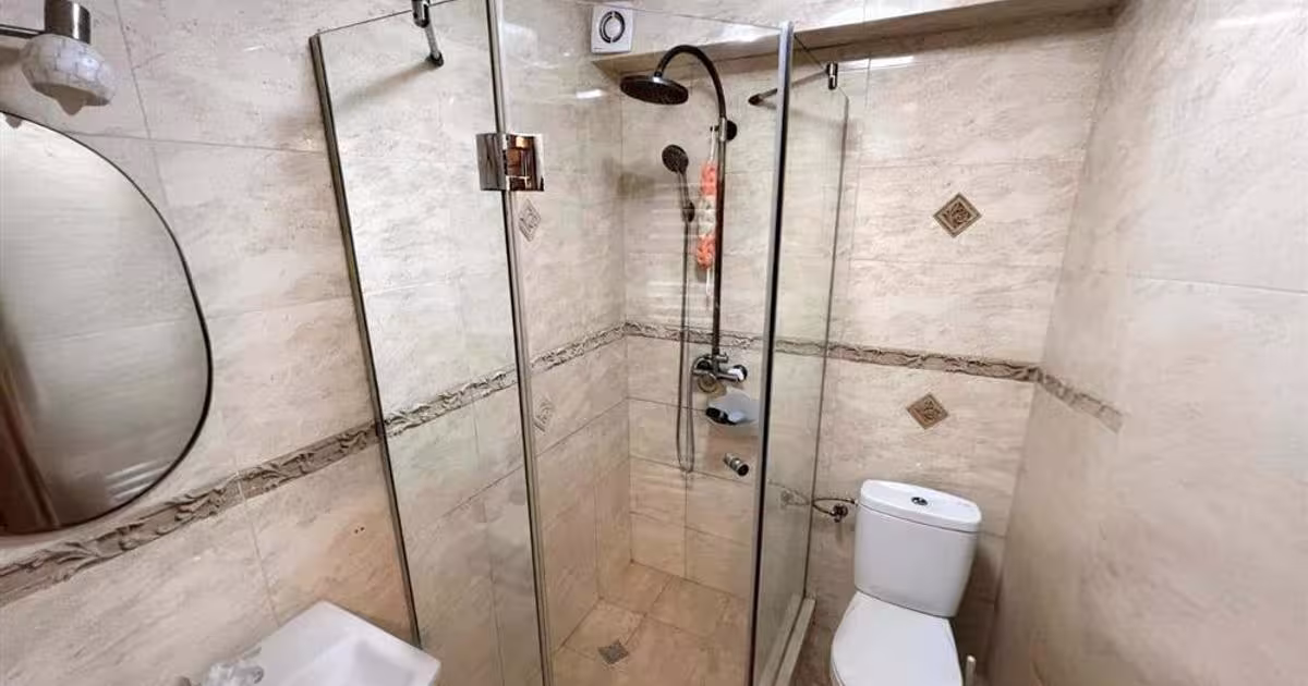 Apartament semidecomandat cu 2 camere în Ipotești