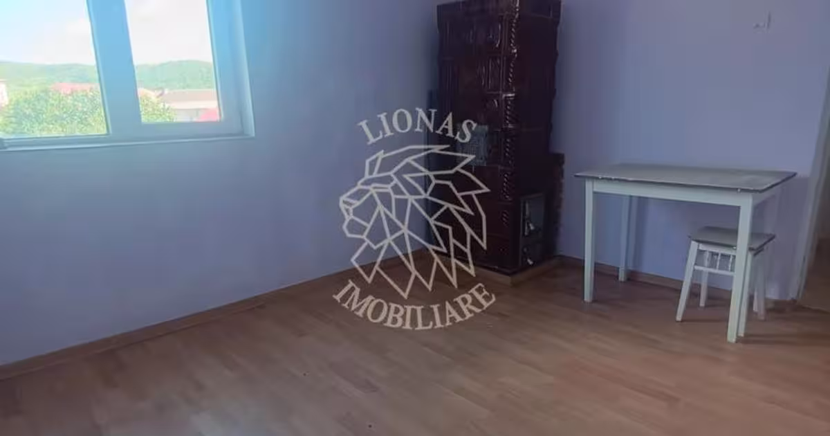 Apartament decomandat cu 2 camere în Lechința