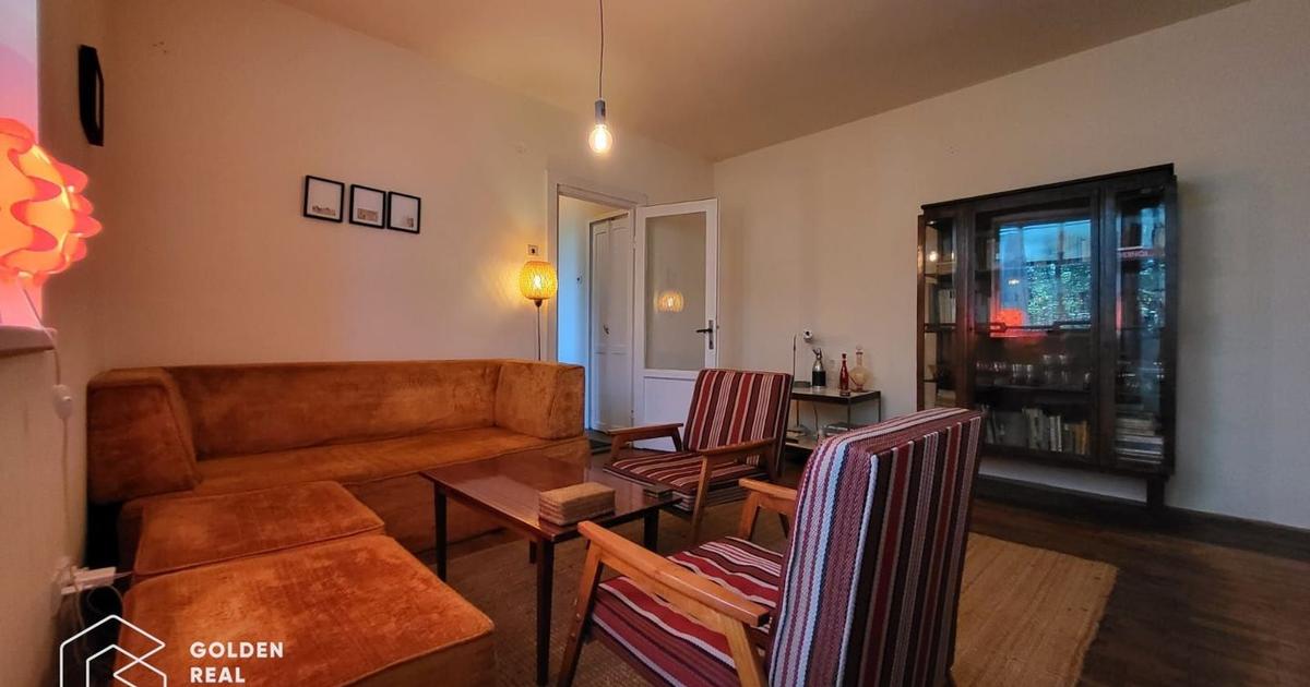 Apartament semidecomandat cu 2 camere în zona Central, Lipova