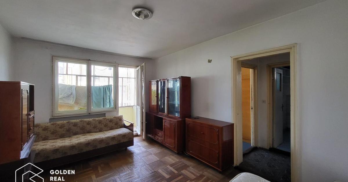 Apartament semidecomandat cu 2 camere în zona Central, Lipova