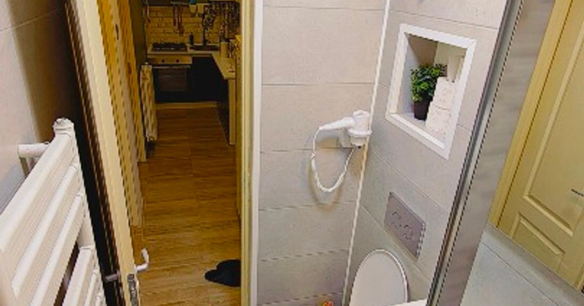 Apartament decomandat cu 2 camere în zona Central, Lupeni