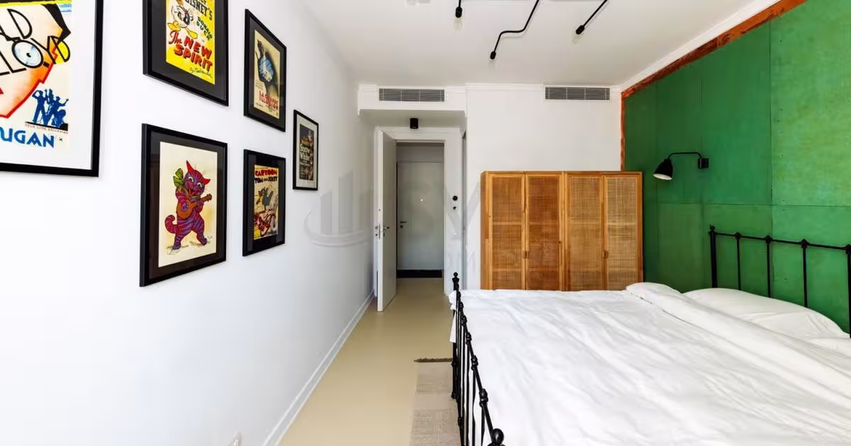 Apartament decomandat cu 3 camere în zona Central, Mamaia