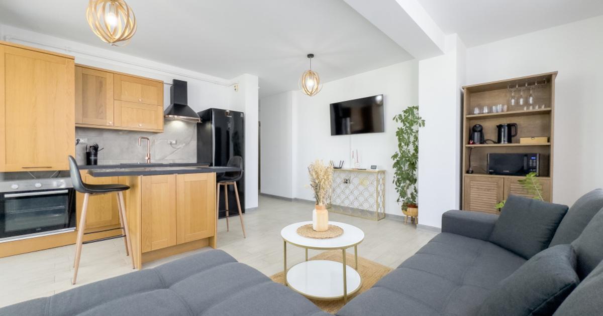 Apartament decomandat cu 2 camere în Mamaia-Sat