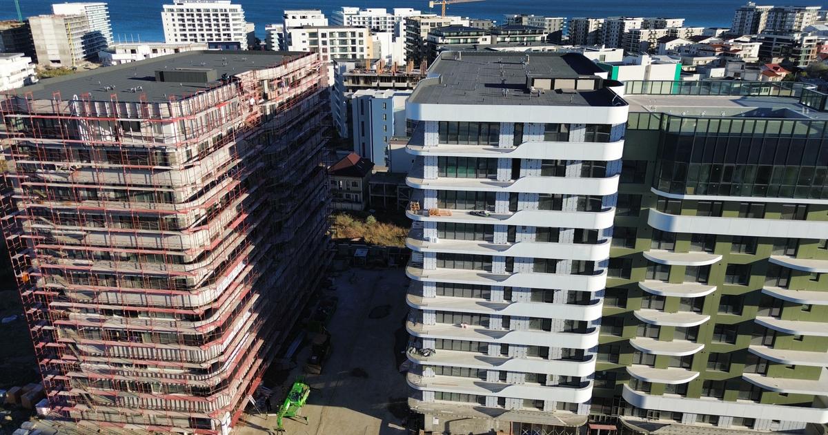 Apartament semidecomandat cu 2 camere în zona Nord, Mamaia-Sat