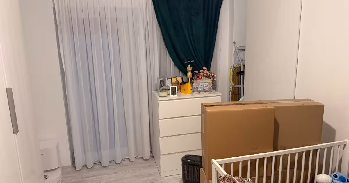 Apartament semidecomandat cu 2 camere în zona Nord, Mamaia-Sat