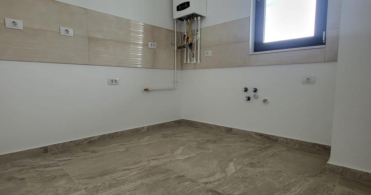 Apartament decomandat cu 2 camere în zona Ultracentral, Mamaia