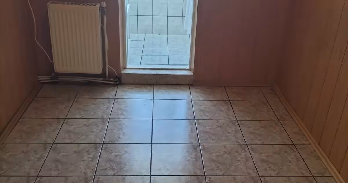 Apartament decomandat cu 2 camere în Mioveni