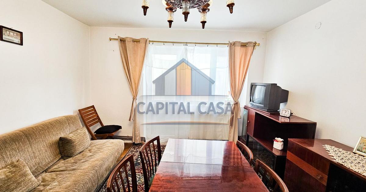Apartament decomandat cu 3 camere în zona Central, Oltenița