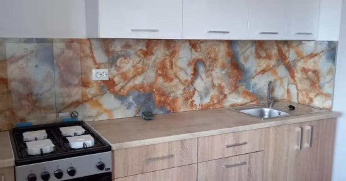 Apartament decomandat cu 4 camere în zona Cantemir, Oradea