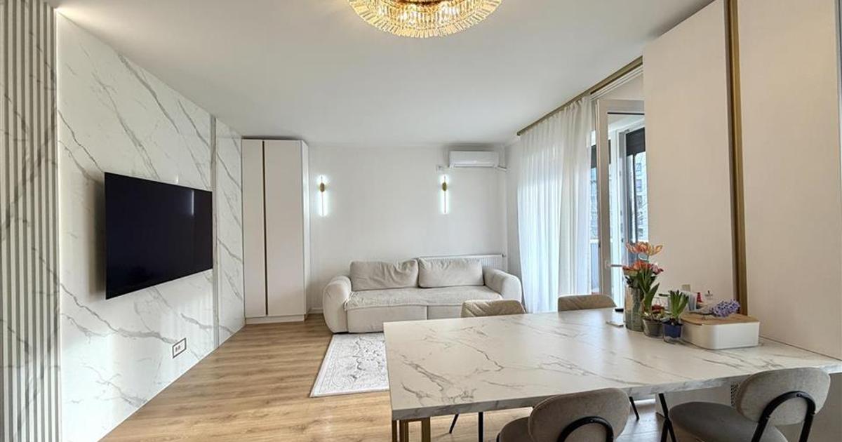 Apartament decomandat cu 3 camere în zona Central, Oradea