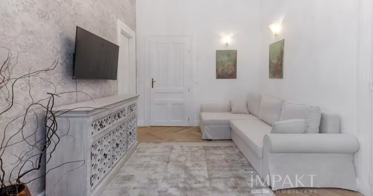Apartament circular cu 8 camere în zona Central, Oradea