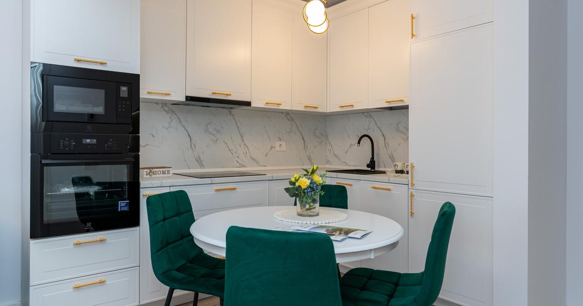 Apartament decomandat cu 2 camere în zona Centru Civic, Oradea