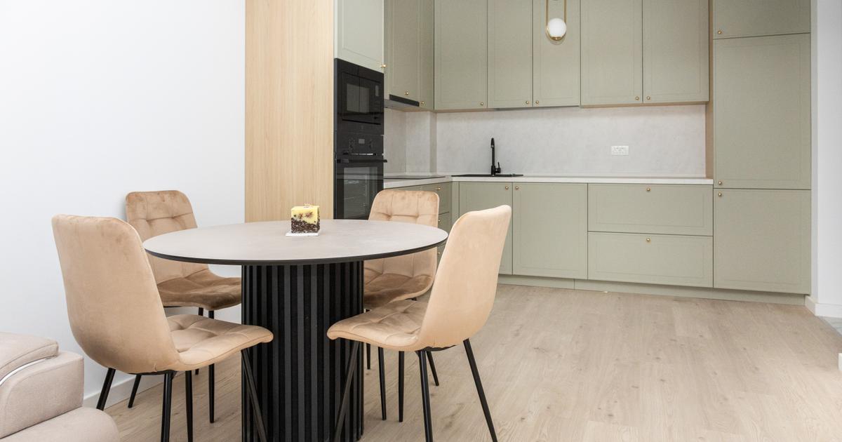 Apartament decomandat cu 3 camere în zona Centru Civic, Oradea