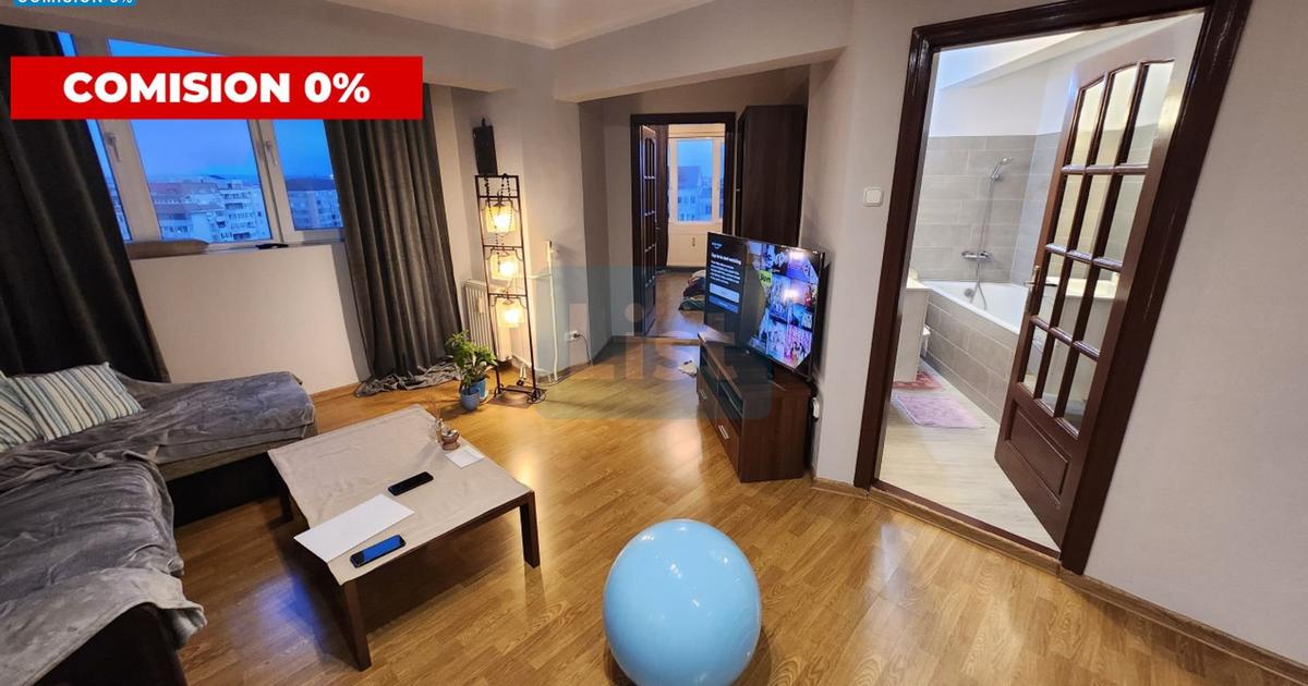 Apartament decomandat cu 3 camere în zona Centru Civic, Oradea