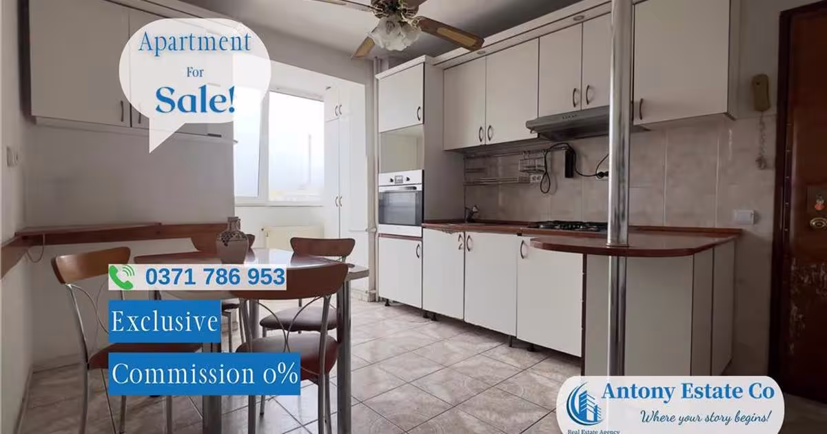 Apartament semidecomandat cu 3 camere în zona Centru Civic, Oradea