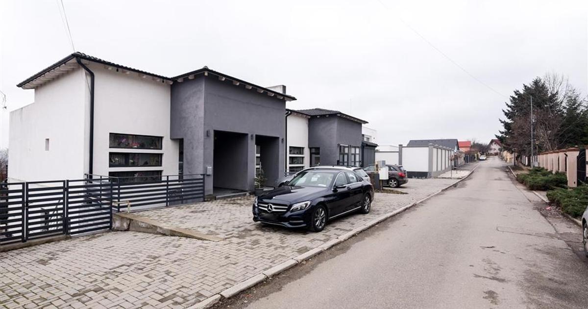 Apartament decomandat cu 3 camere în zona Dealuri Oradea, Oradea