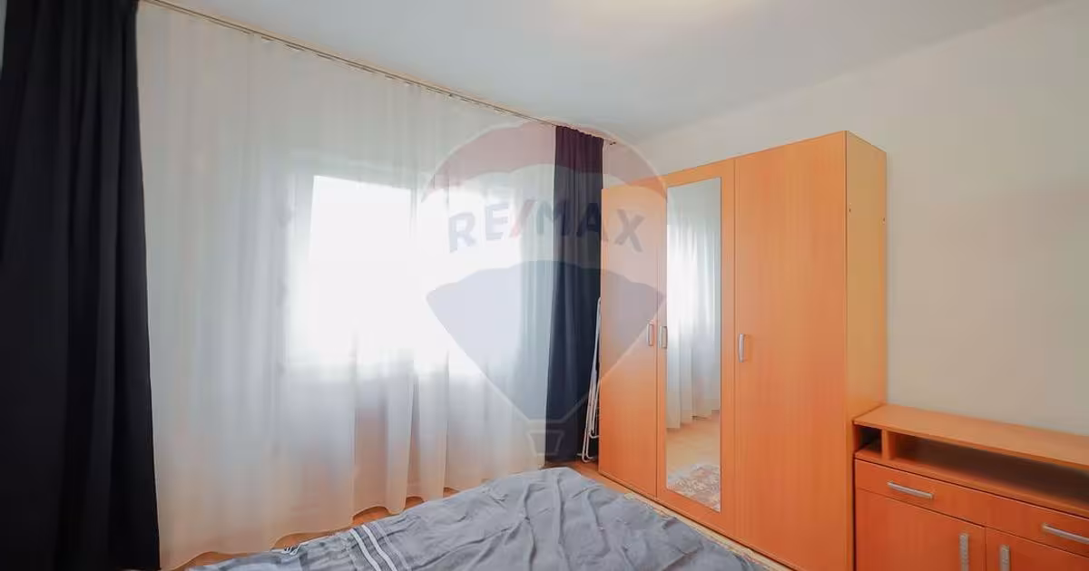 Apartament decomandat cu 3 camere în zona Dragoș Vodă, Oradea