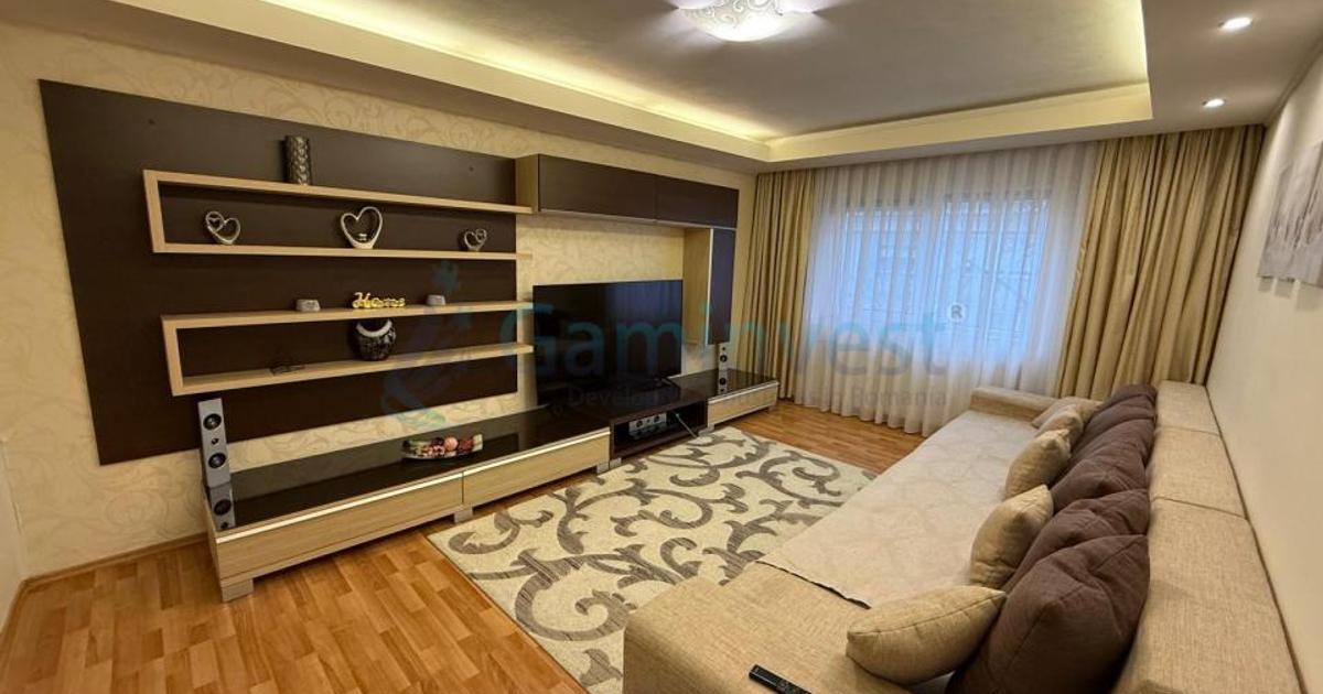 Apartament decomandat cu 3 camere în zona Nufărul, Oradea