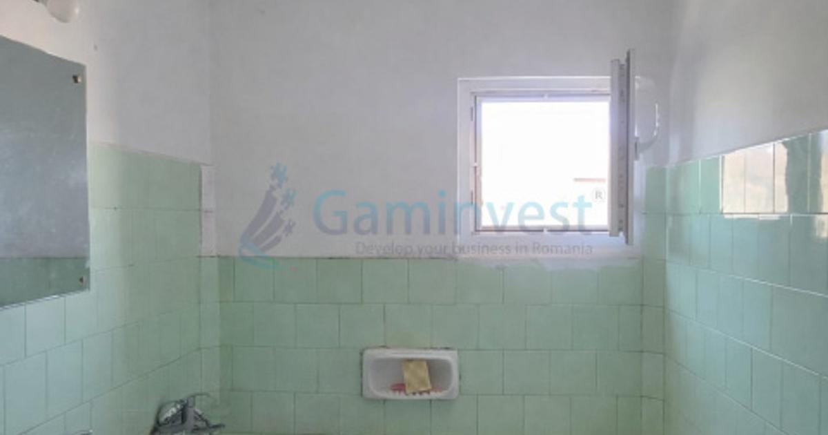 Apartament decomandat cu 4 camere în zona Nufărul, Oradea