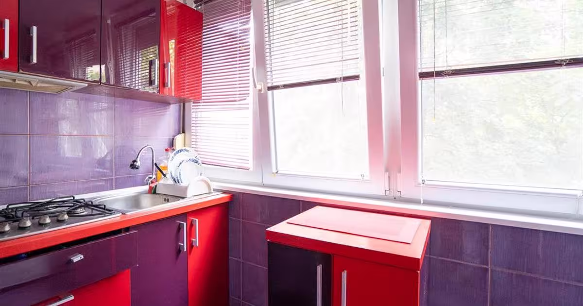 Apartament decomandat cu 3 camere în zona Rogerius, Oradea