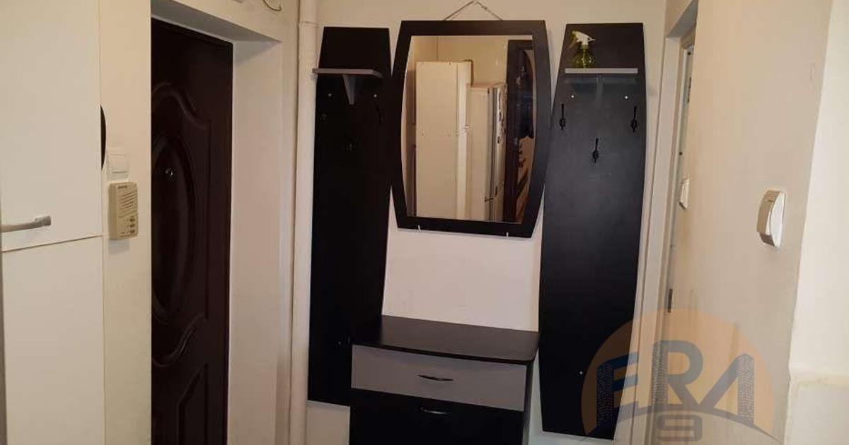 Apartament semidecomandat cu 2 camere în zona Rogerius, Oradea