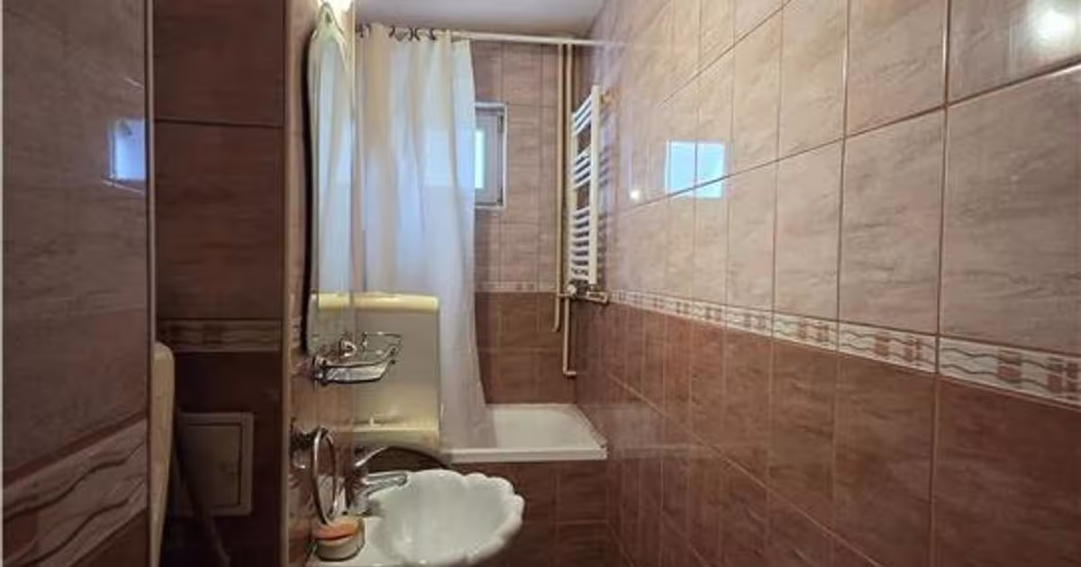 Apartament semidecomandat cu 2 camere în zona Seleuș, Oradea
