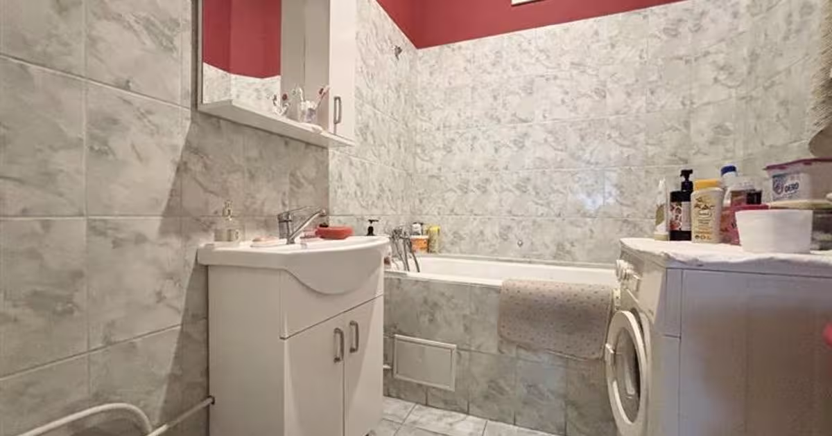 Apartament semidecomandat cu 4 camere în zona Ultracentral, Oradea